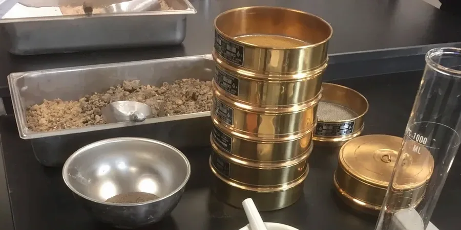 Analyse granulométrique (tamisage + hydromètre) à Asnières-sur-Seine